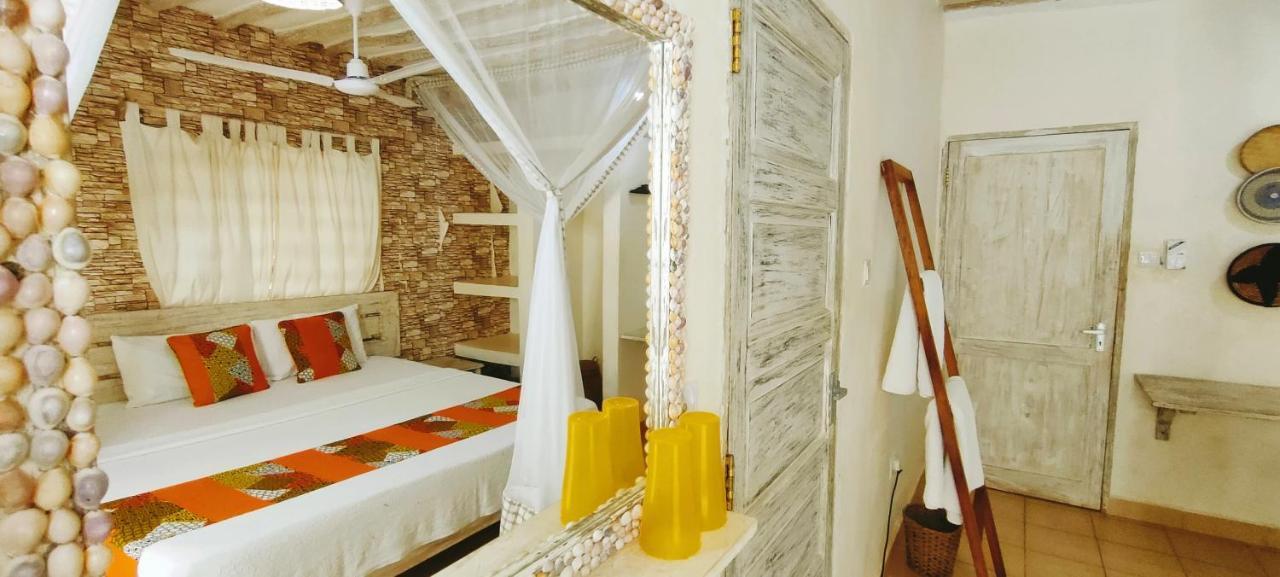 Upani in Diani Bed & Breakfast Diani Beach Bagian luar foto