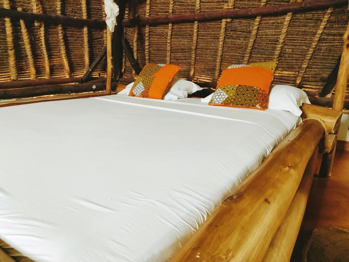 Upani in Diani Bed & Breakfast Diani Beach Bagian luar foto